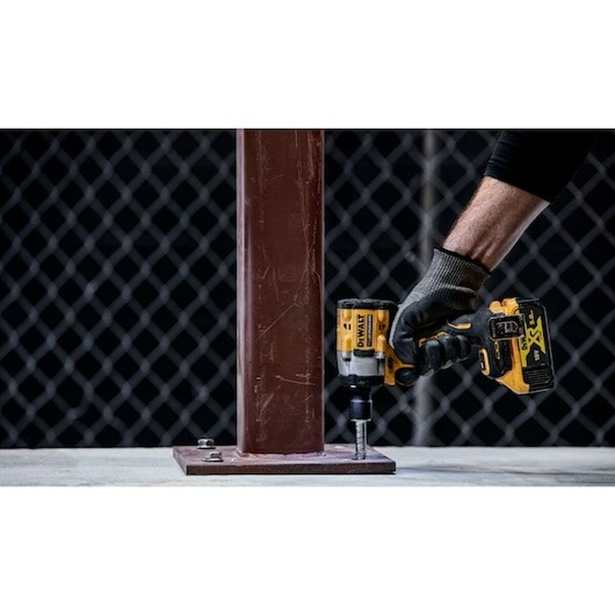 Impact wrench Dewalt DCF922P2T-QW-2