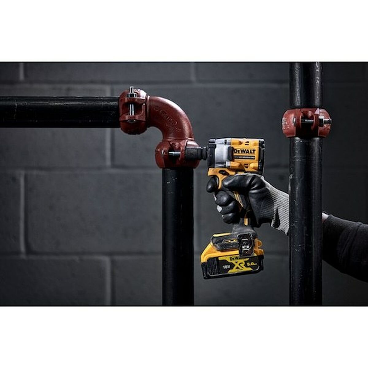 Impact wrench Dewalt DCF922P2T-QW-5